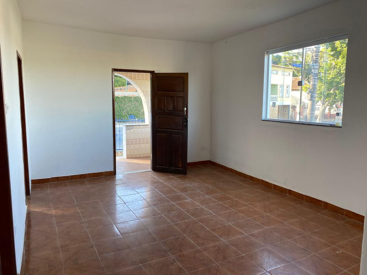 Casa + Terreno em Bicas — foto 4